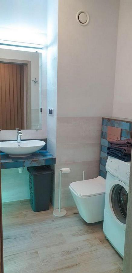 Mini Pn / Cracow North Z Parkingiem Apartament